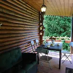 Chalé In The Woods House For 8 Persons And Large Garden