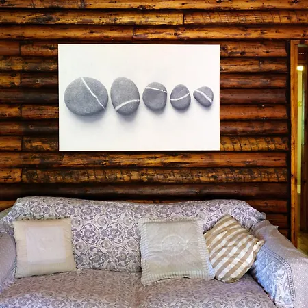 Chalé In The Woods House For 8 Persons And Large Garden Nebbiuno