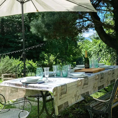 In The Woods House For 8 Persons And Large Garden Chalé Nebbiuno