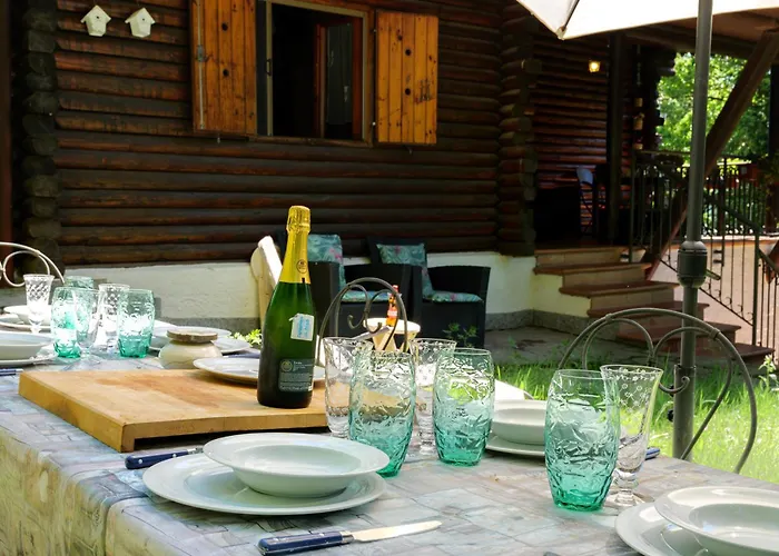 シャレー In The Woods House For 8 Persons And Large Garden Nebbiuno